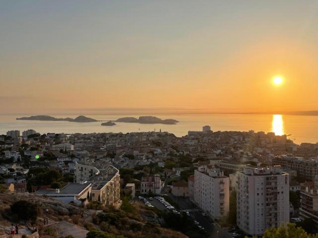 Suite Sur La Mer Marseille Corniche Екстер'єр фото